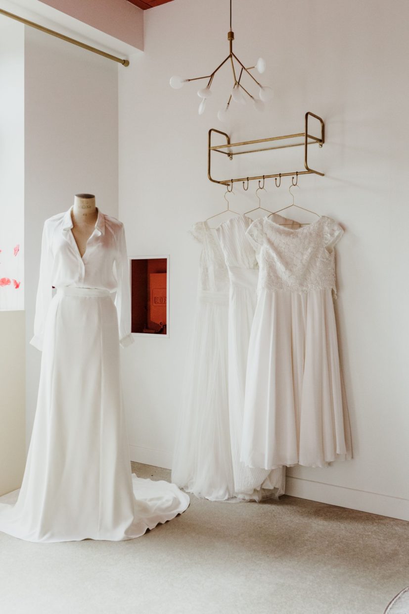 Essayages de robes de mariée avec la créatrice Julie Fabrici