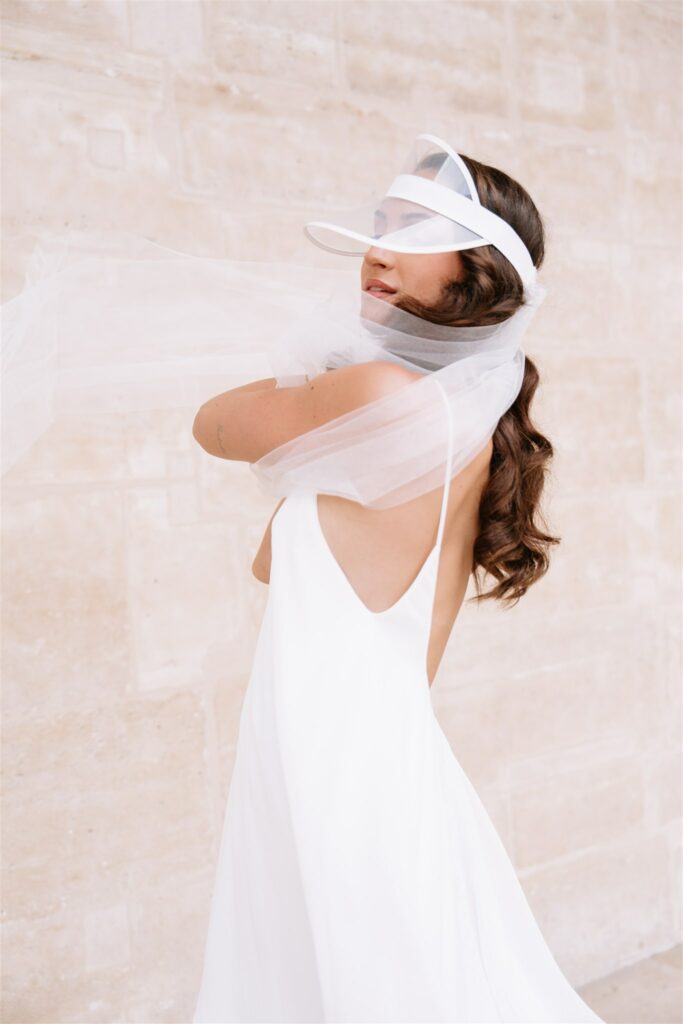 JULIE FABRICI _ CREATRICE ROBES DE MARIEE