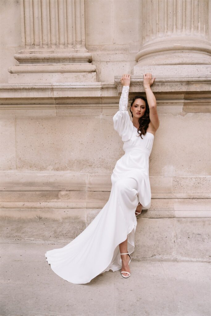 JULIE FABRICI _ CREATRICE ROBES DE MARIEE