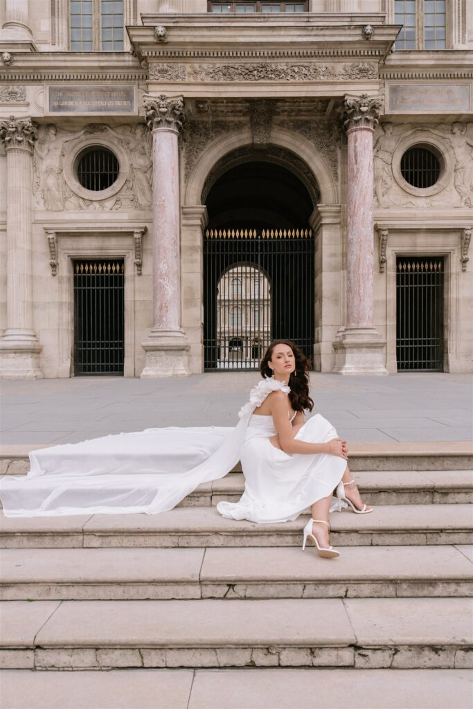 JULIE FABRICI _ CREATRICE ROBES DE MARIEE