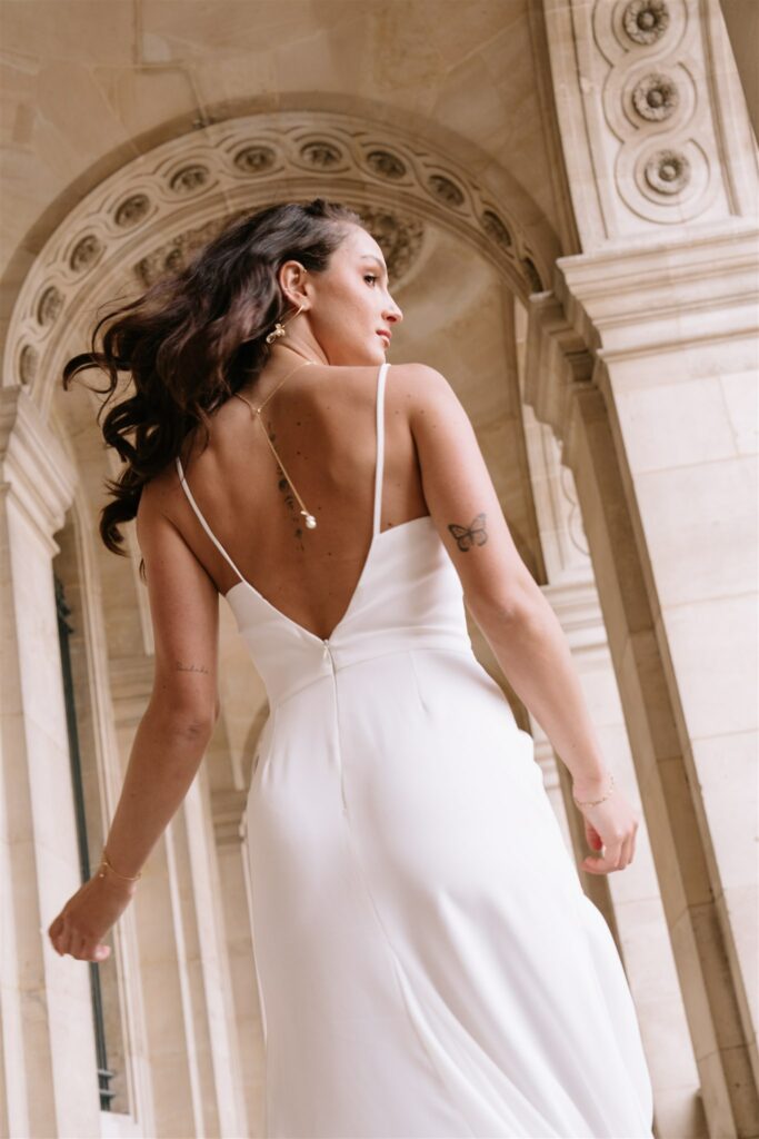 JULIE FABRICI _ CREATRICE ROBES DE MARIEE