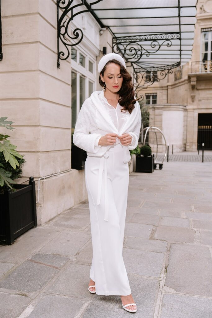 JULIE FABRICI _ CREATRICE ROBES DE MARIEE